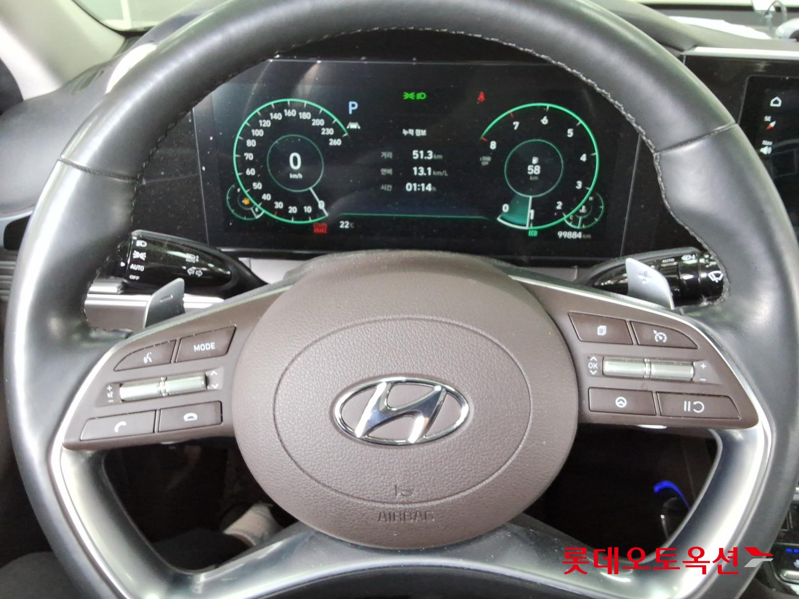 Hyundai Grandeur - 30
