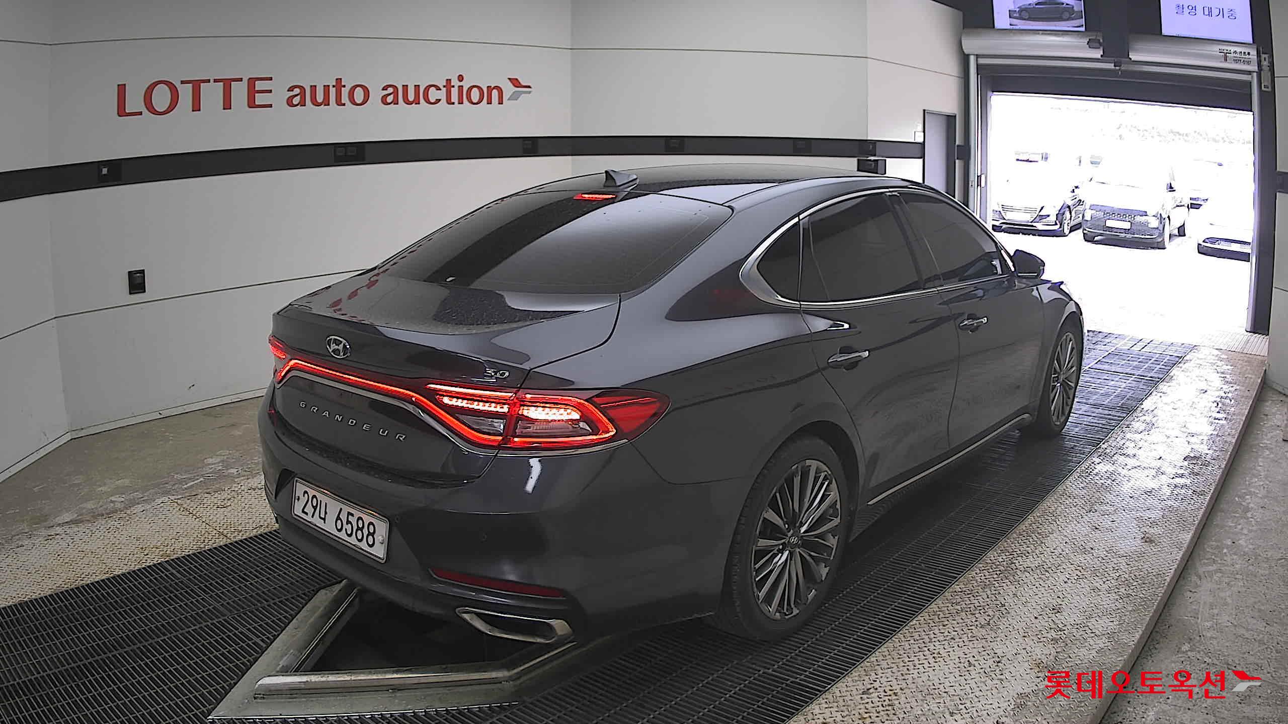 2017 - hyundai grandeur