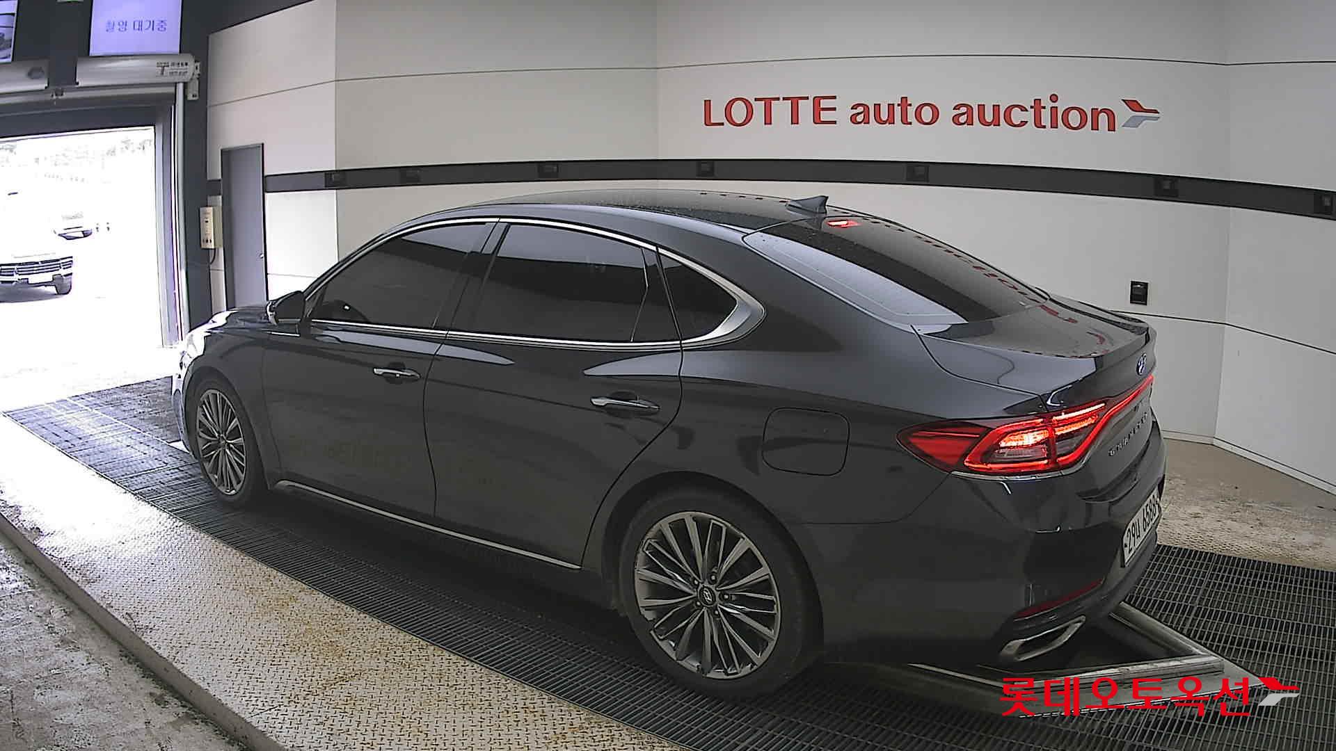 2017 - hyundai grandeur