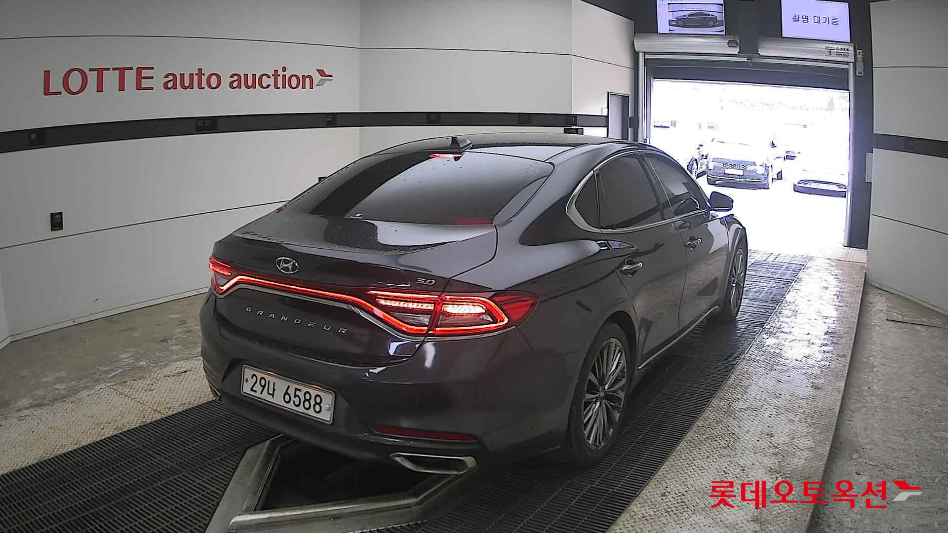 2017 - hyundai grandeur