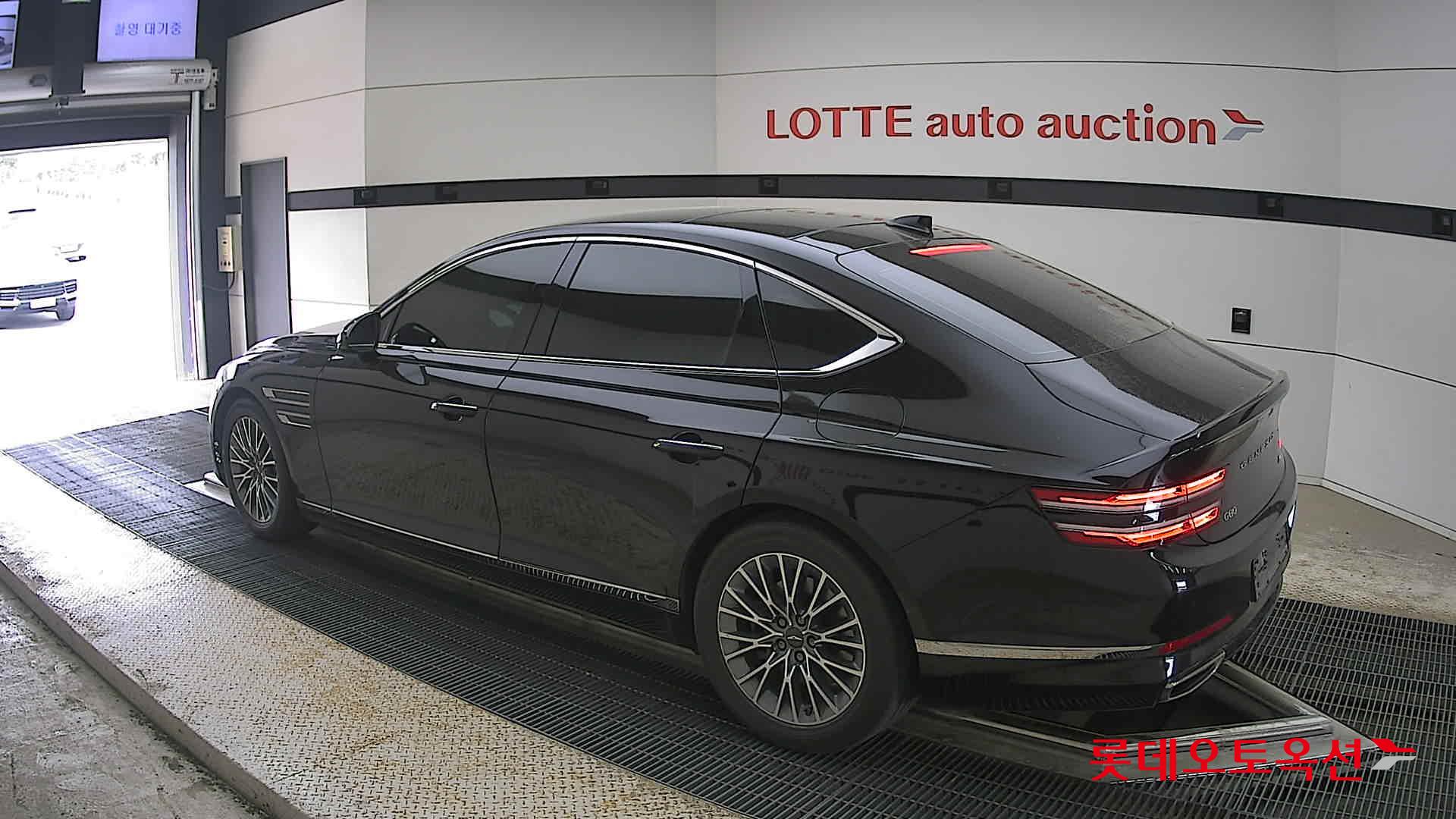 Genesis G80 - 15