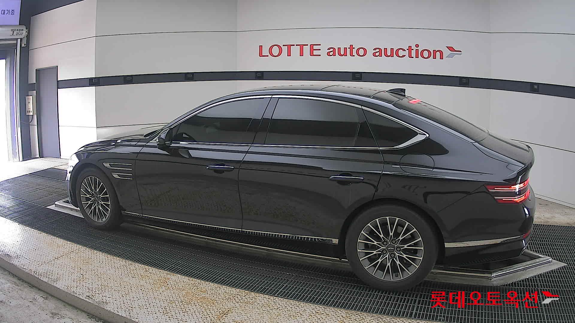 Genesis G80 - 14