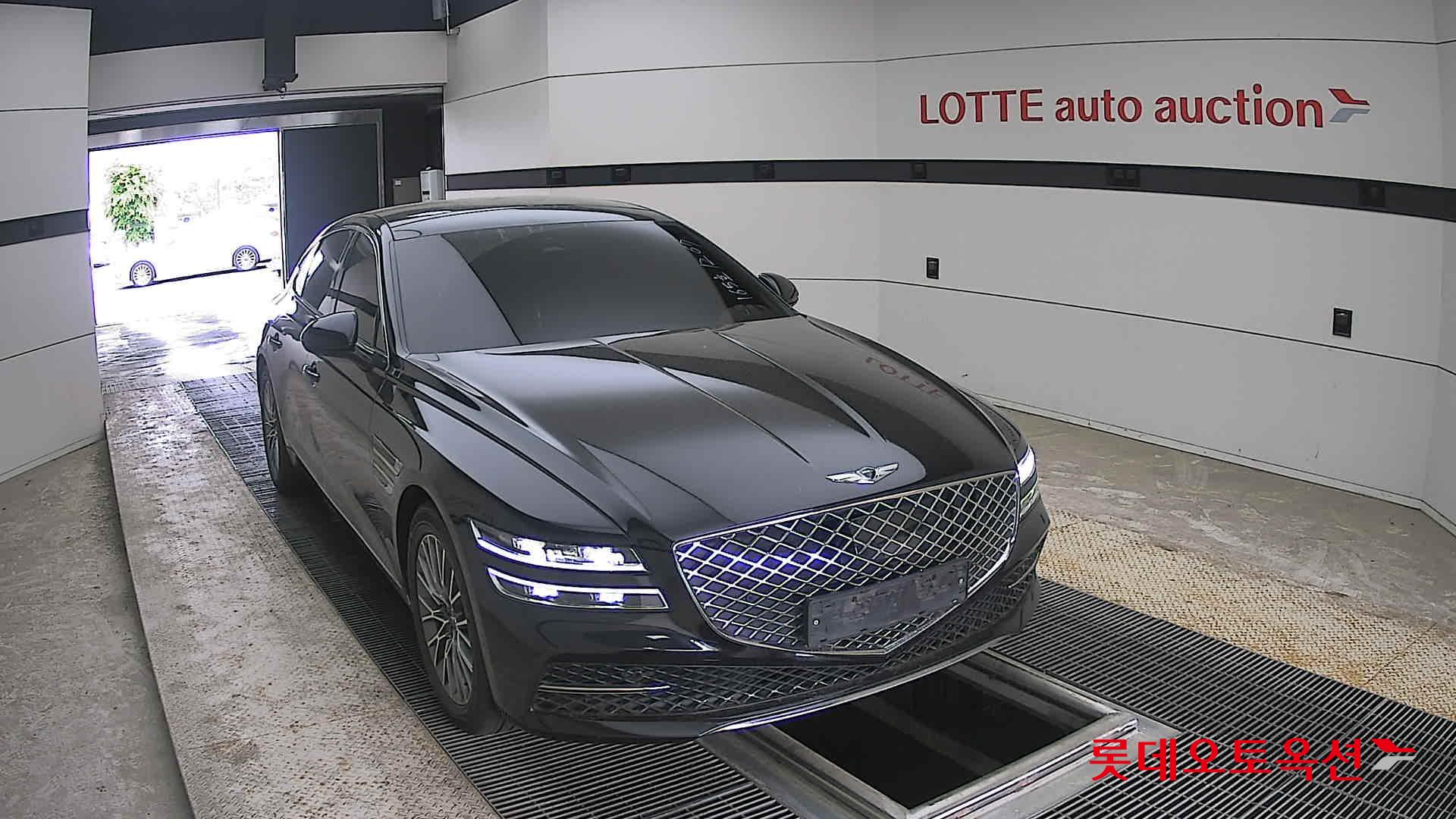 Genesis G80 - 24