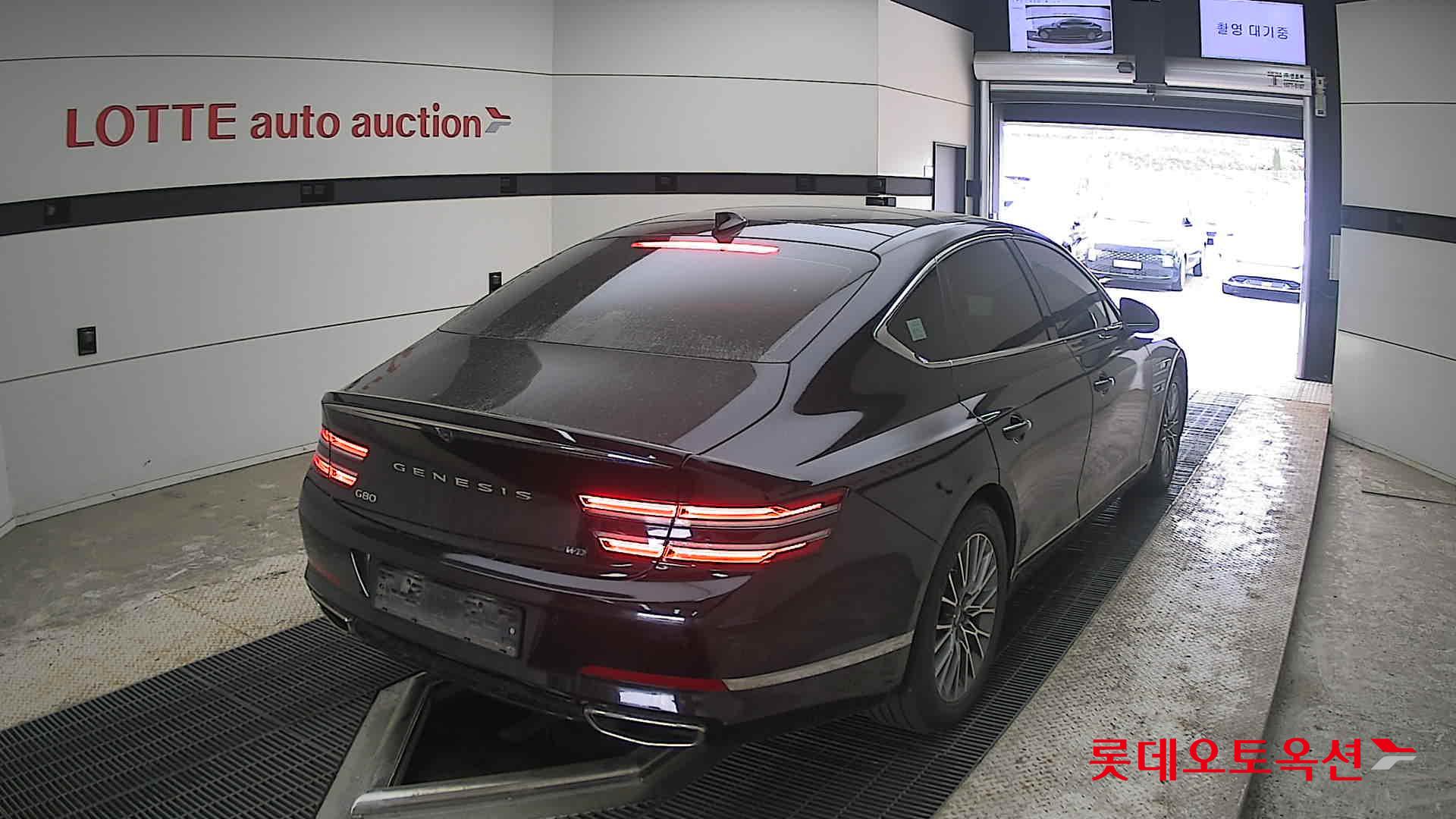 Genesis G80 - 18