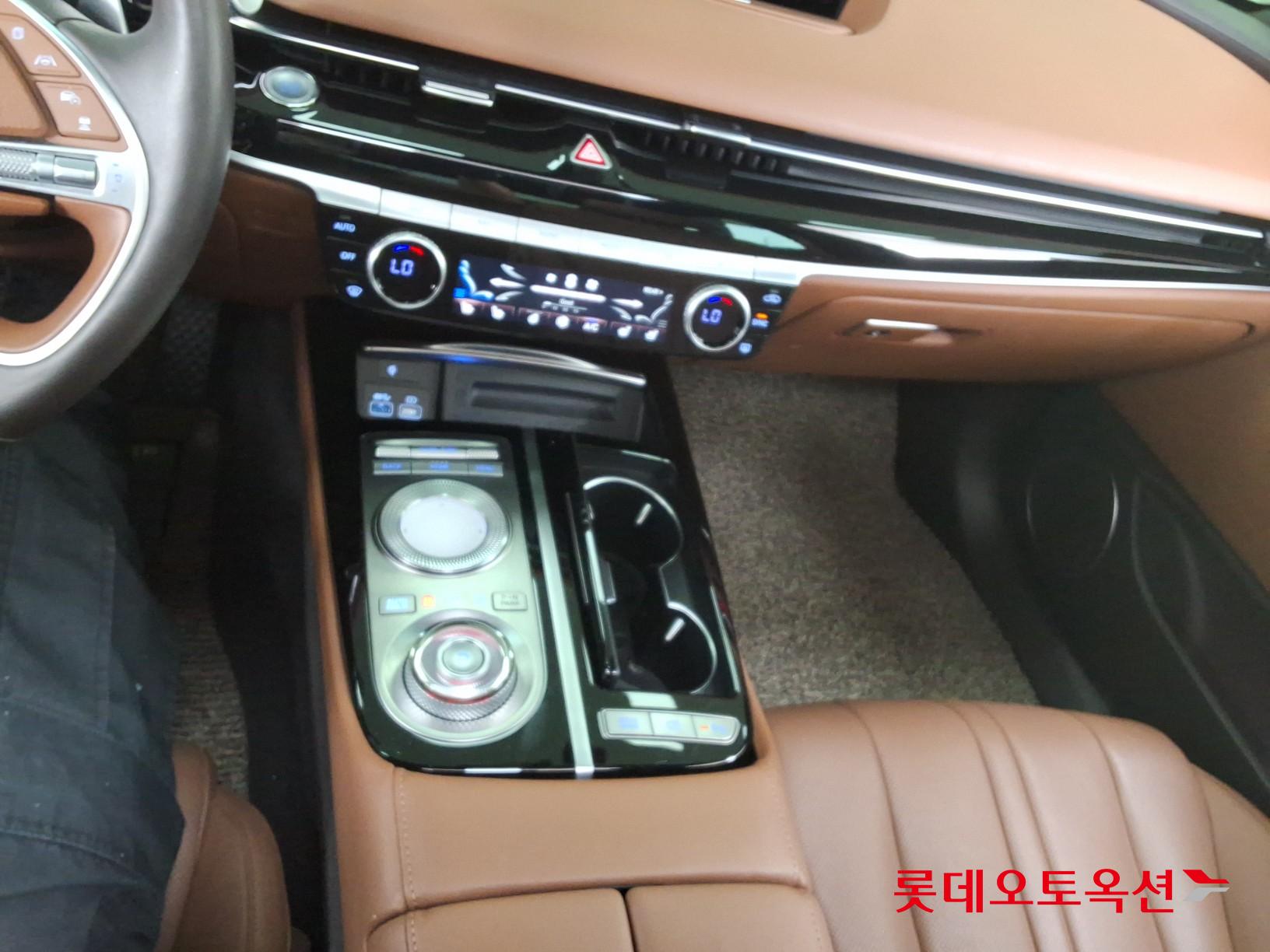 Genesis G80 - 35