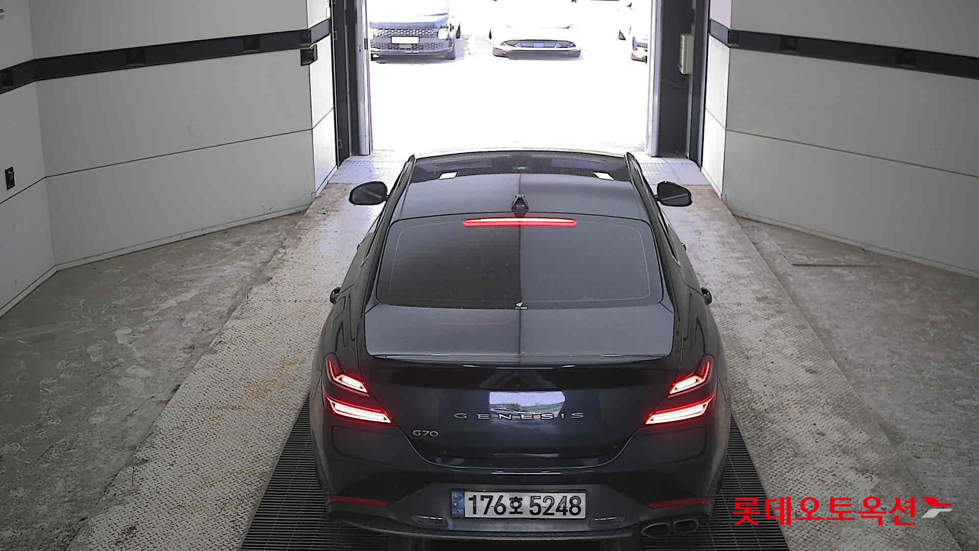 제네시스 G70 - 17