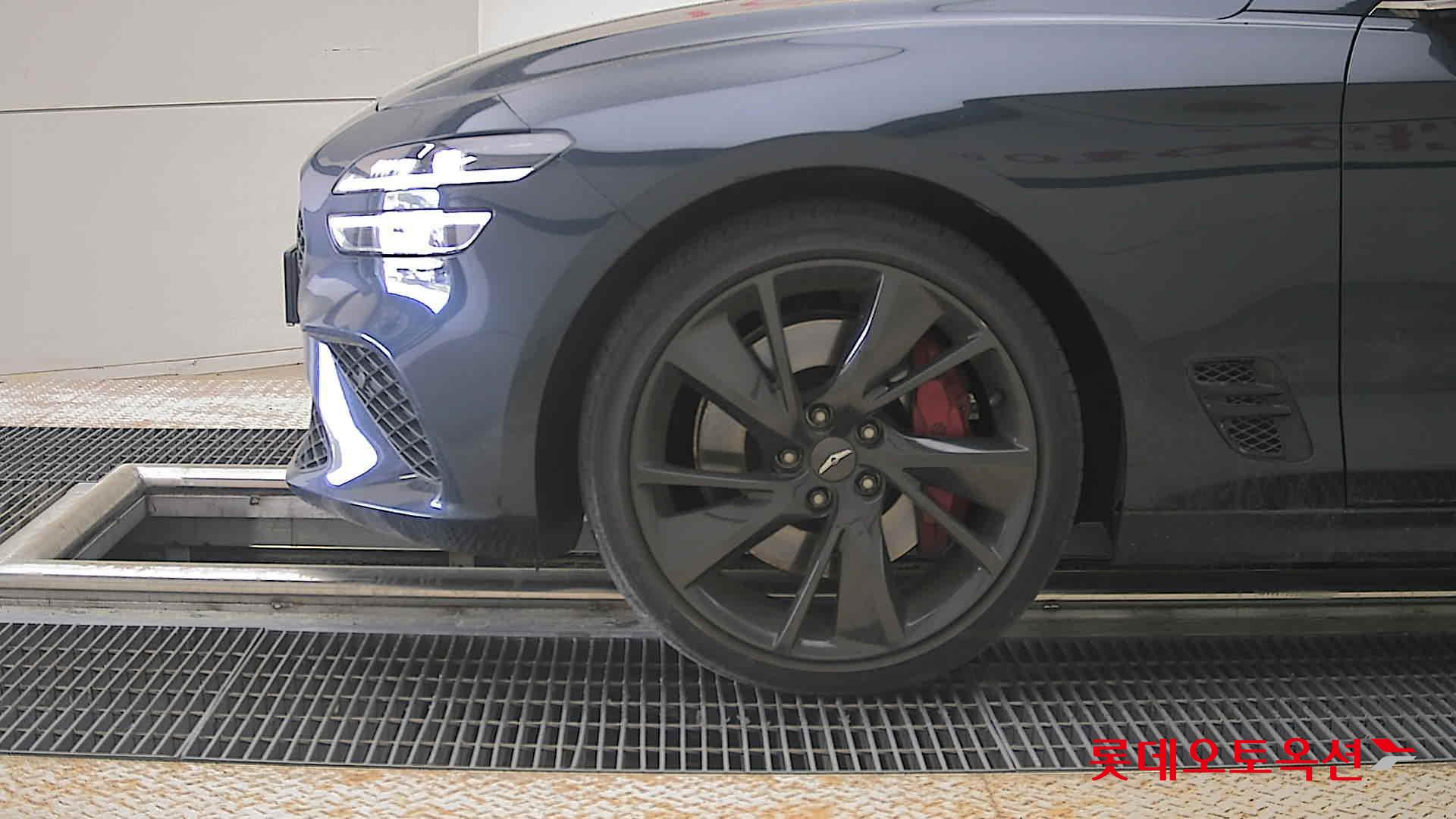 제네시스 G70 - 25