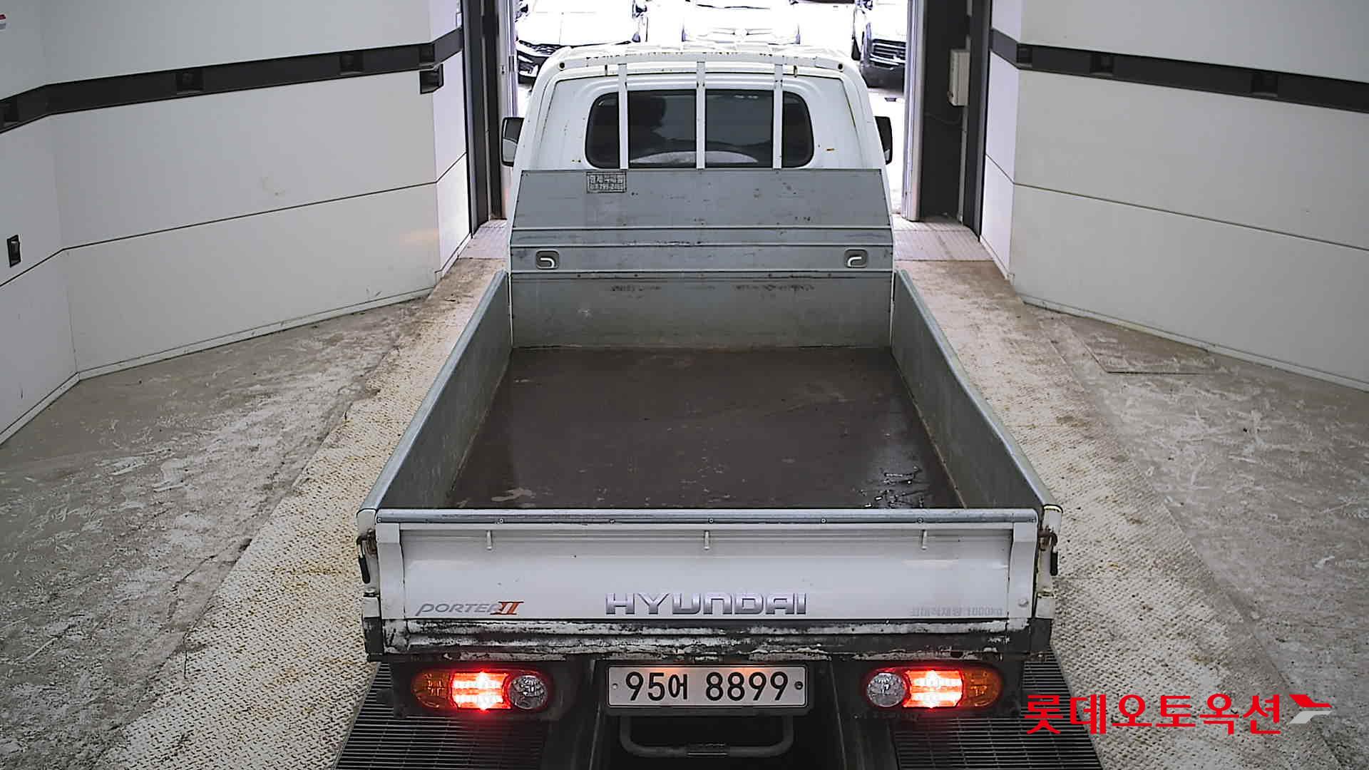 Hyundai Porter - 17