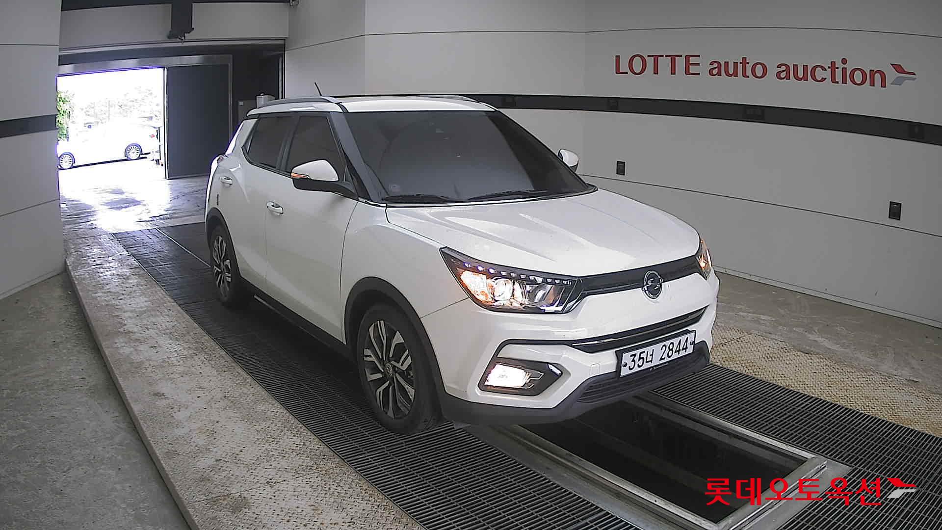 KG Mobility Tivoli - 6