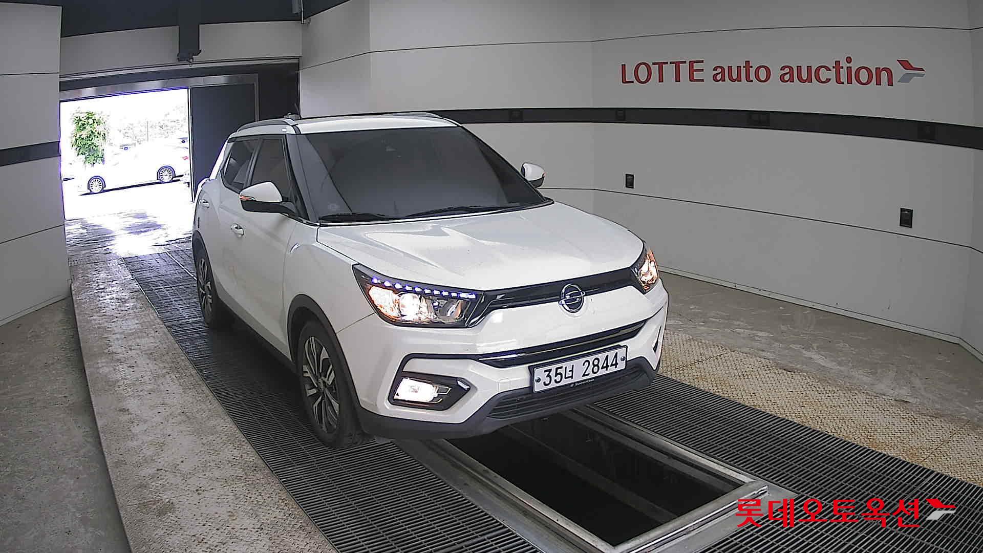 KG Mobility Tivoli - 24