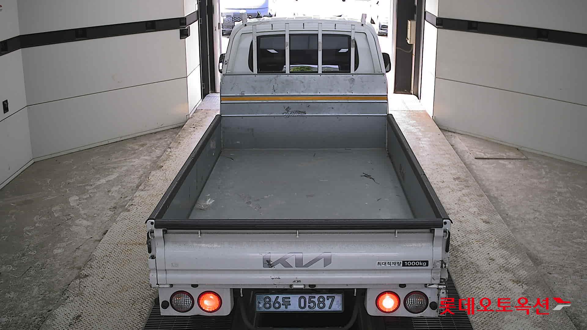 Kia Bongo - 17