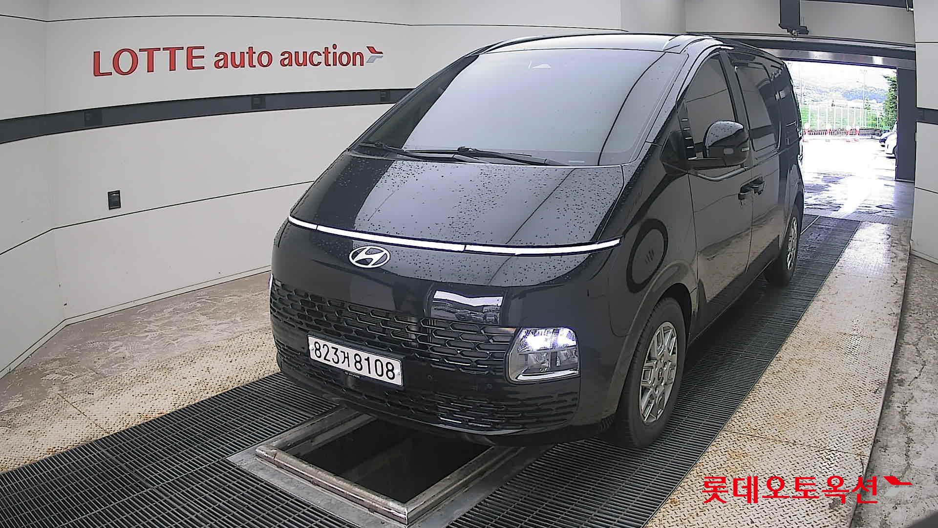 2025 - hyundai staria