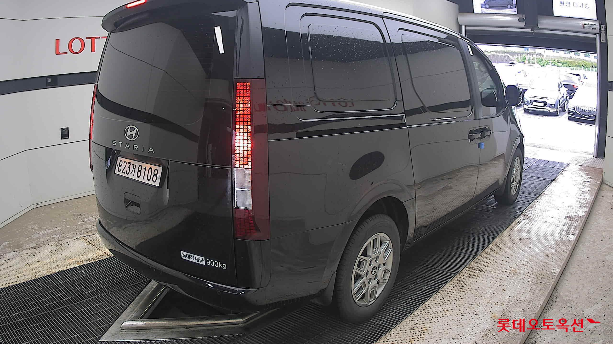 2025 - hyundai staria