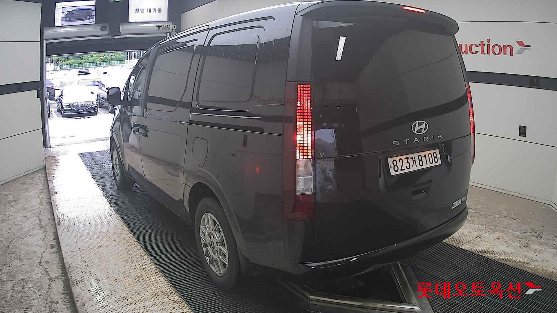 2025 - hyundai staria