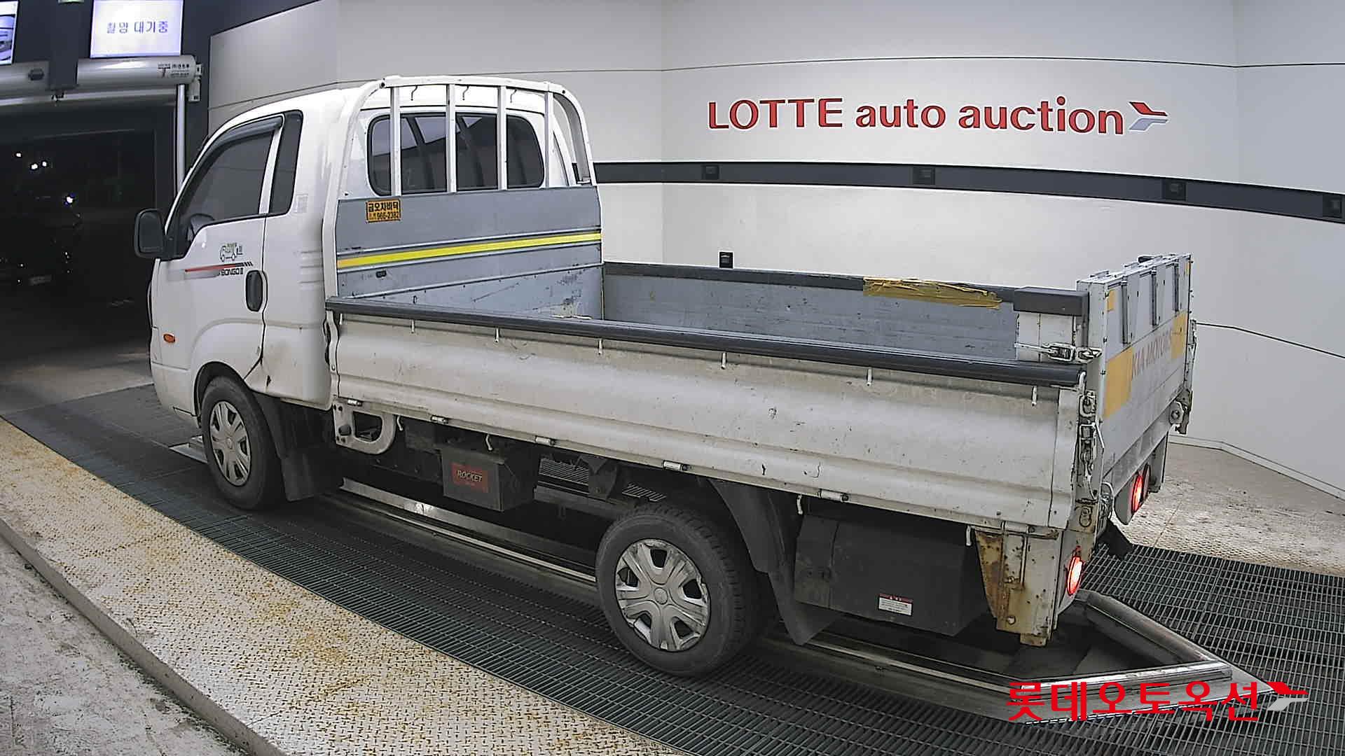 Kia Bongo - 15
