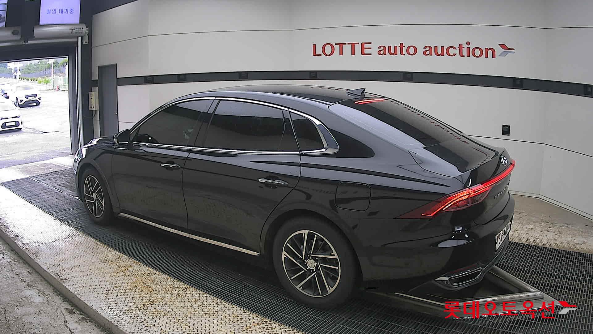 2022 - hyundai grandeur