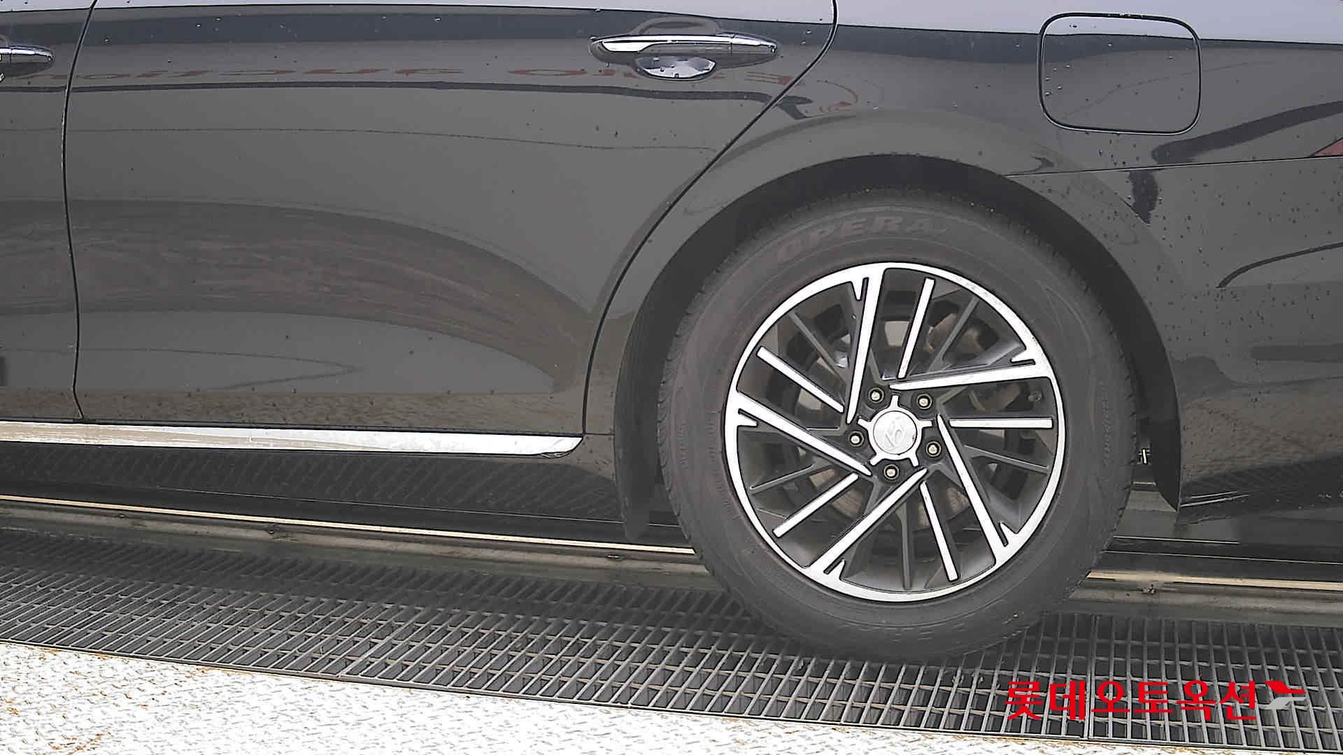 2022 - hyundai grandeur