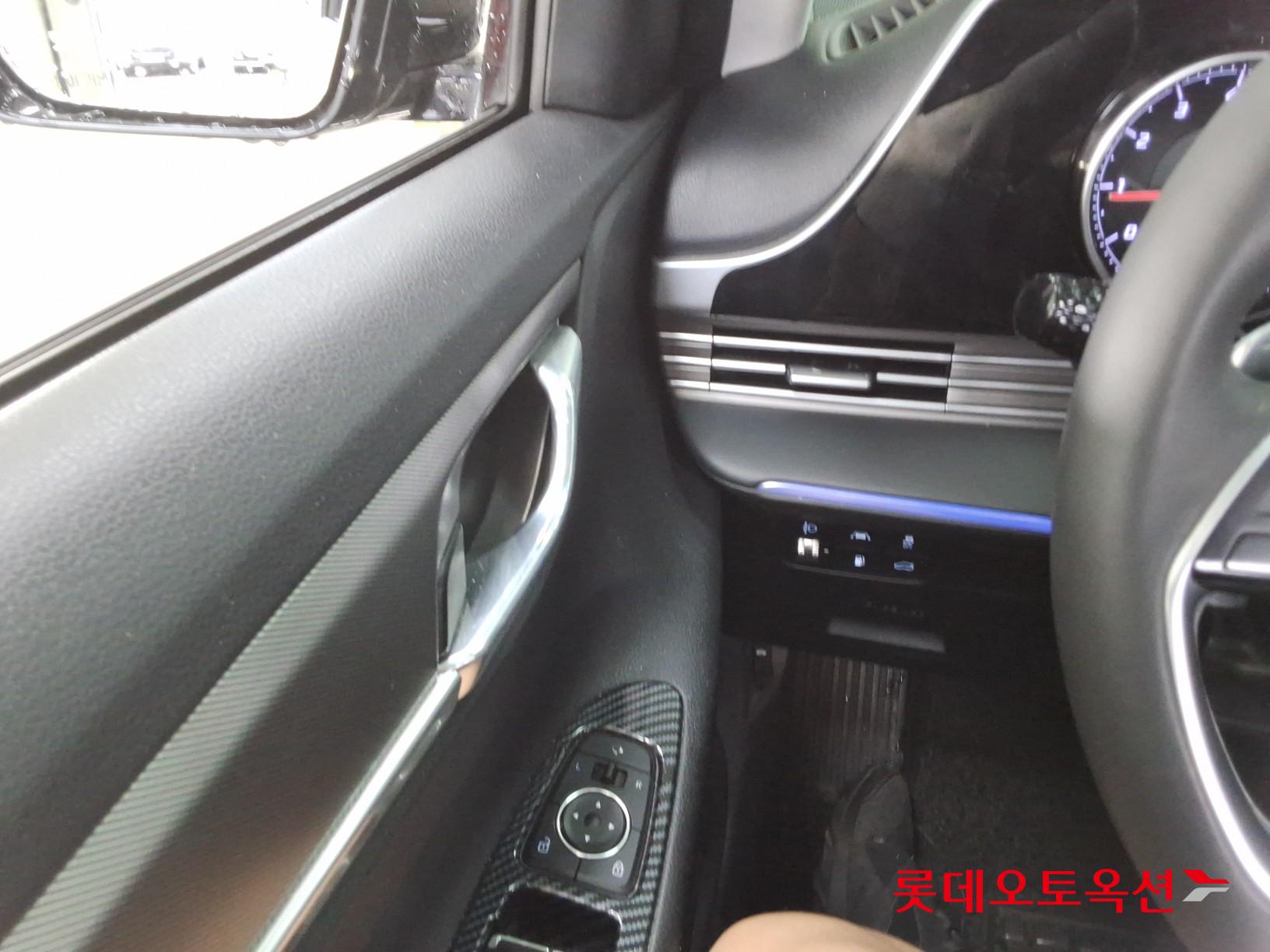 2022 - hyundai grandeur