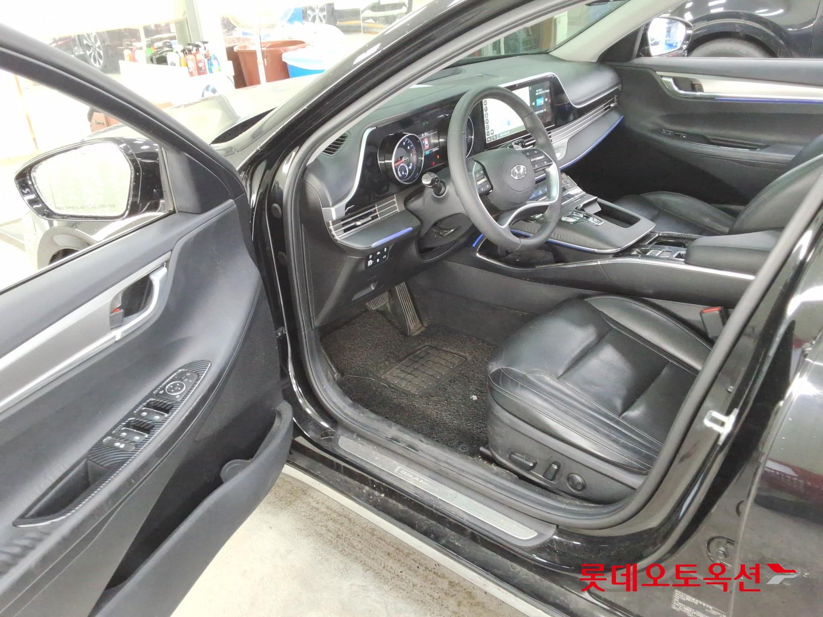 2022 - hyundai grandeur