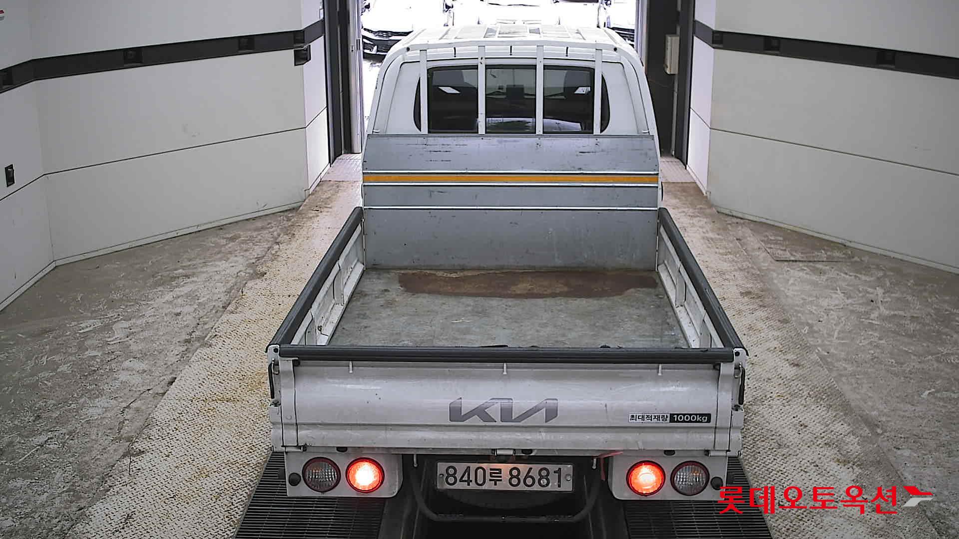 Kia Bongo - 17