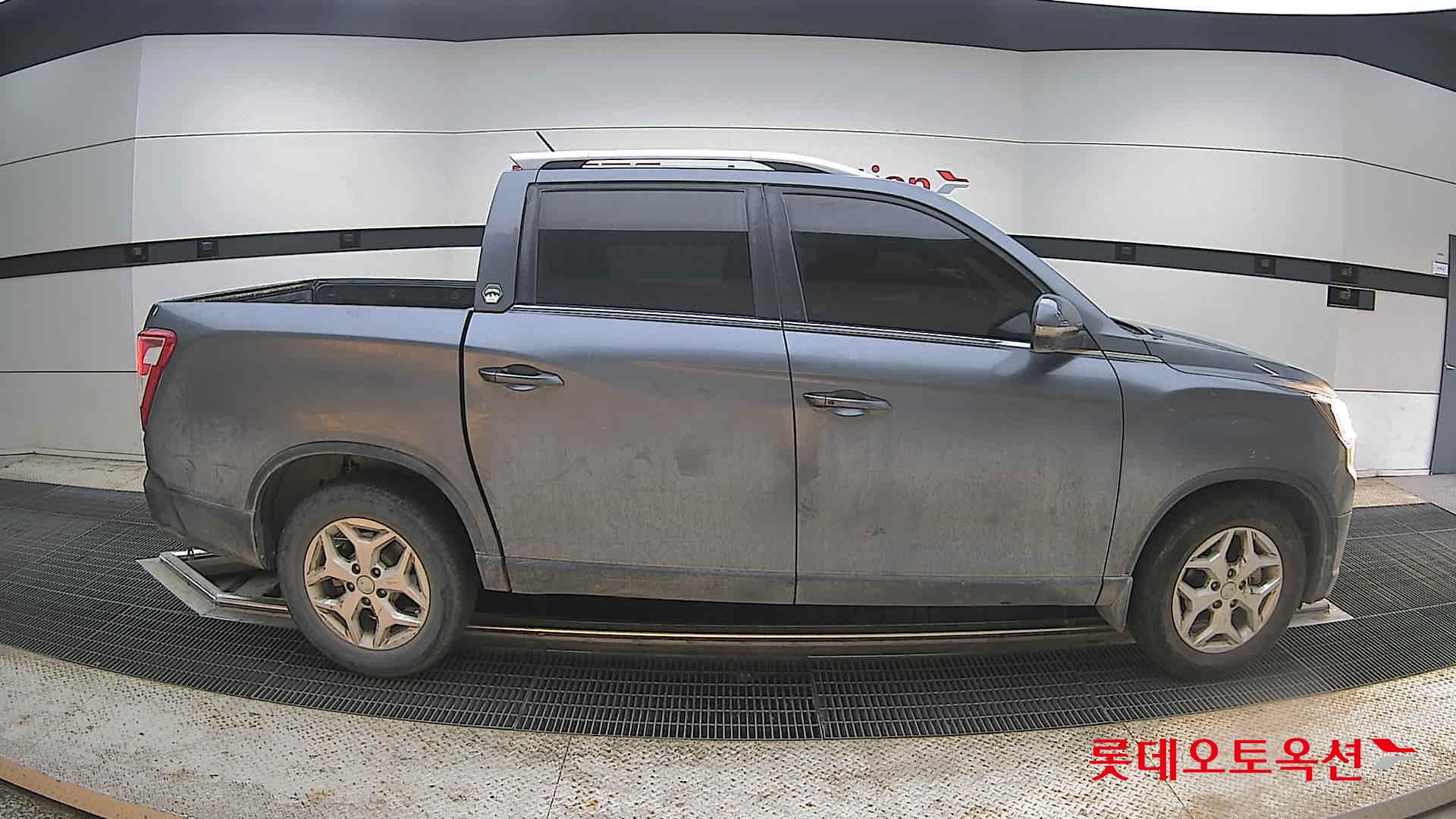 KG Mobility Rexton Sports - 21