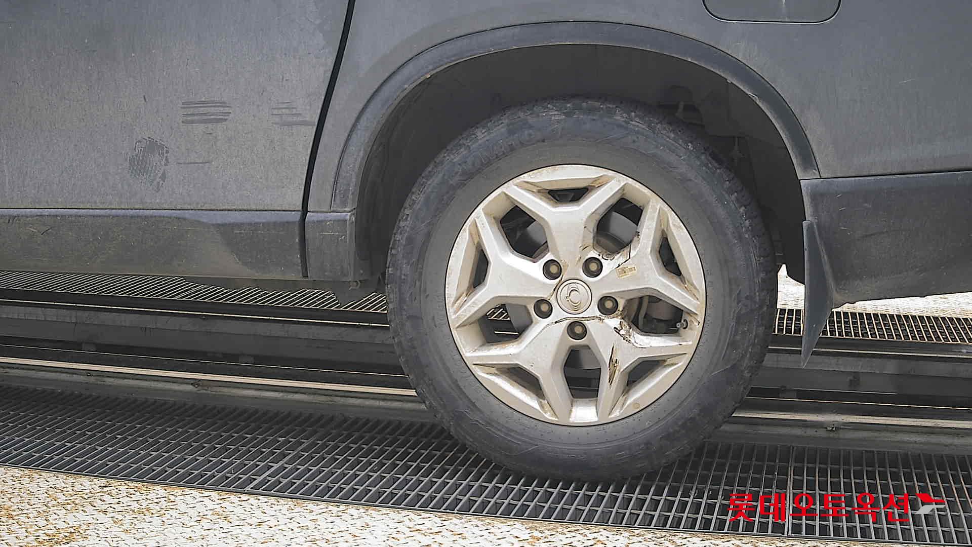 KG Mobility Rexton Sports - 26