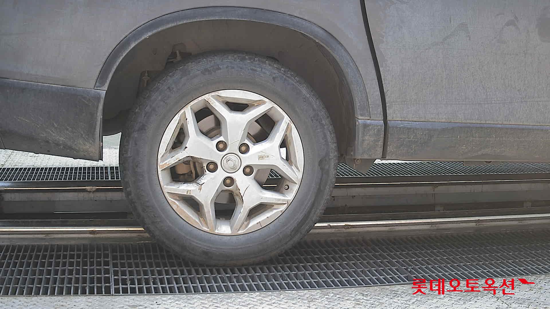 KG Mobility Rexton Sports - 28