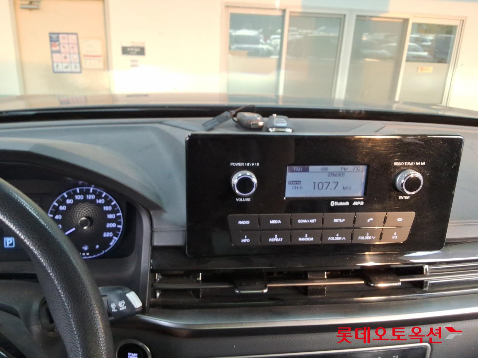 KG Mobility Rexton Sports - 32