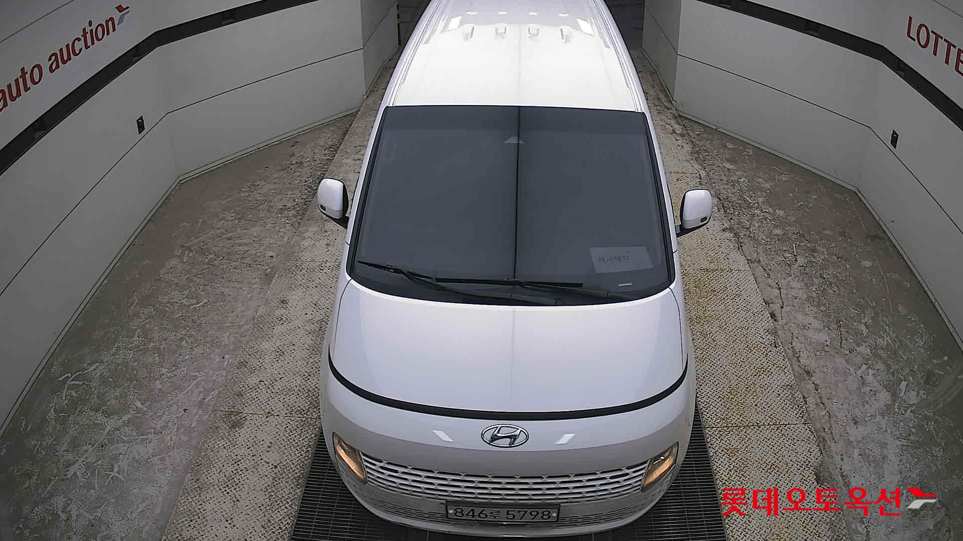 Hyundai Staria - 7