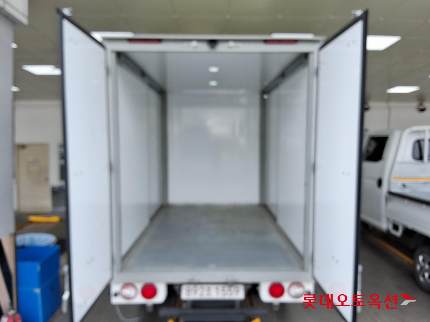 كيا بونجو 2025 2.5T GL AT