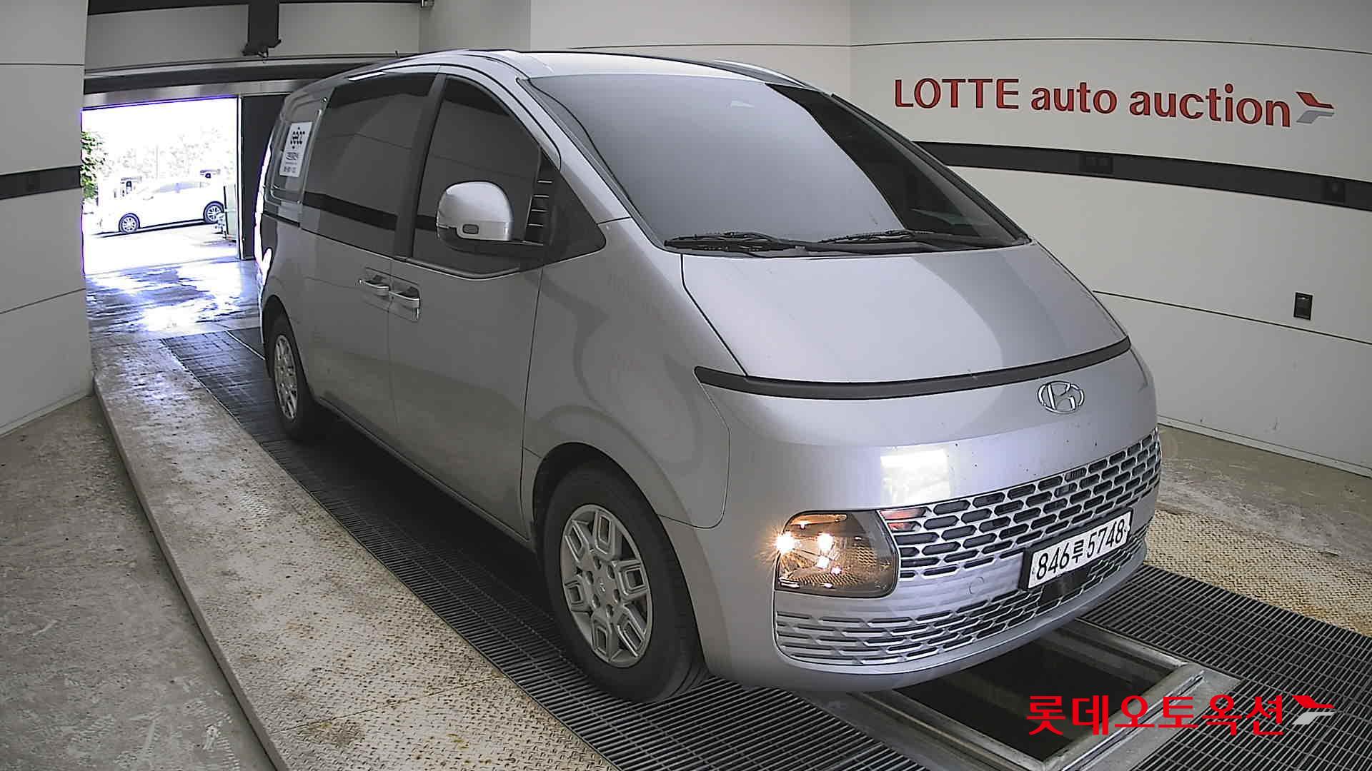 Hyundai Staria - 6
