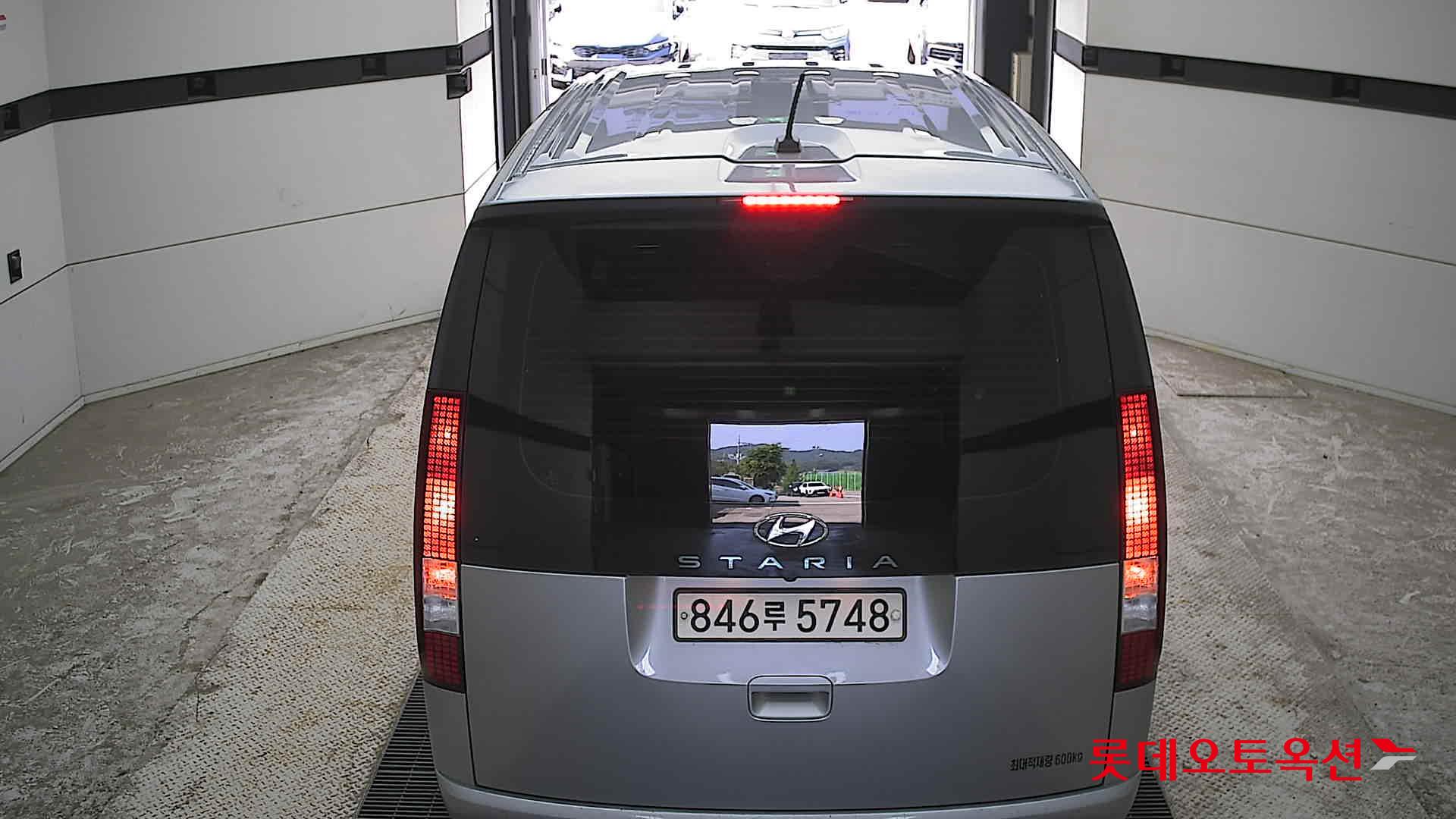 Hyundai Staria - 17