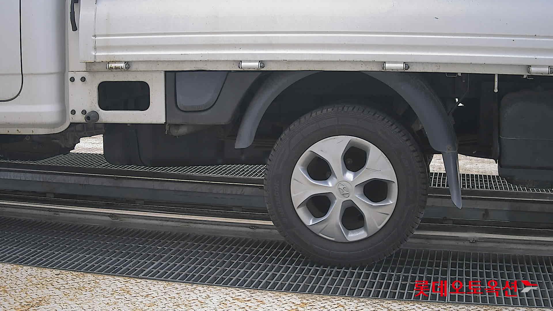 2020 - hyundai porter