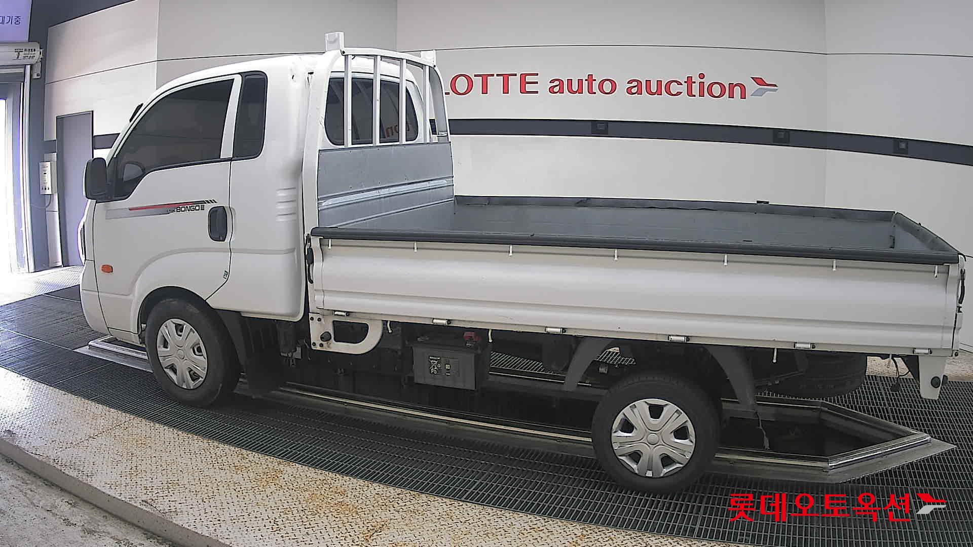 2022 - kia bongo