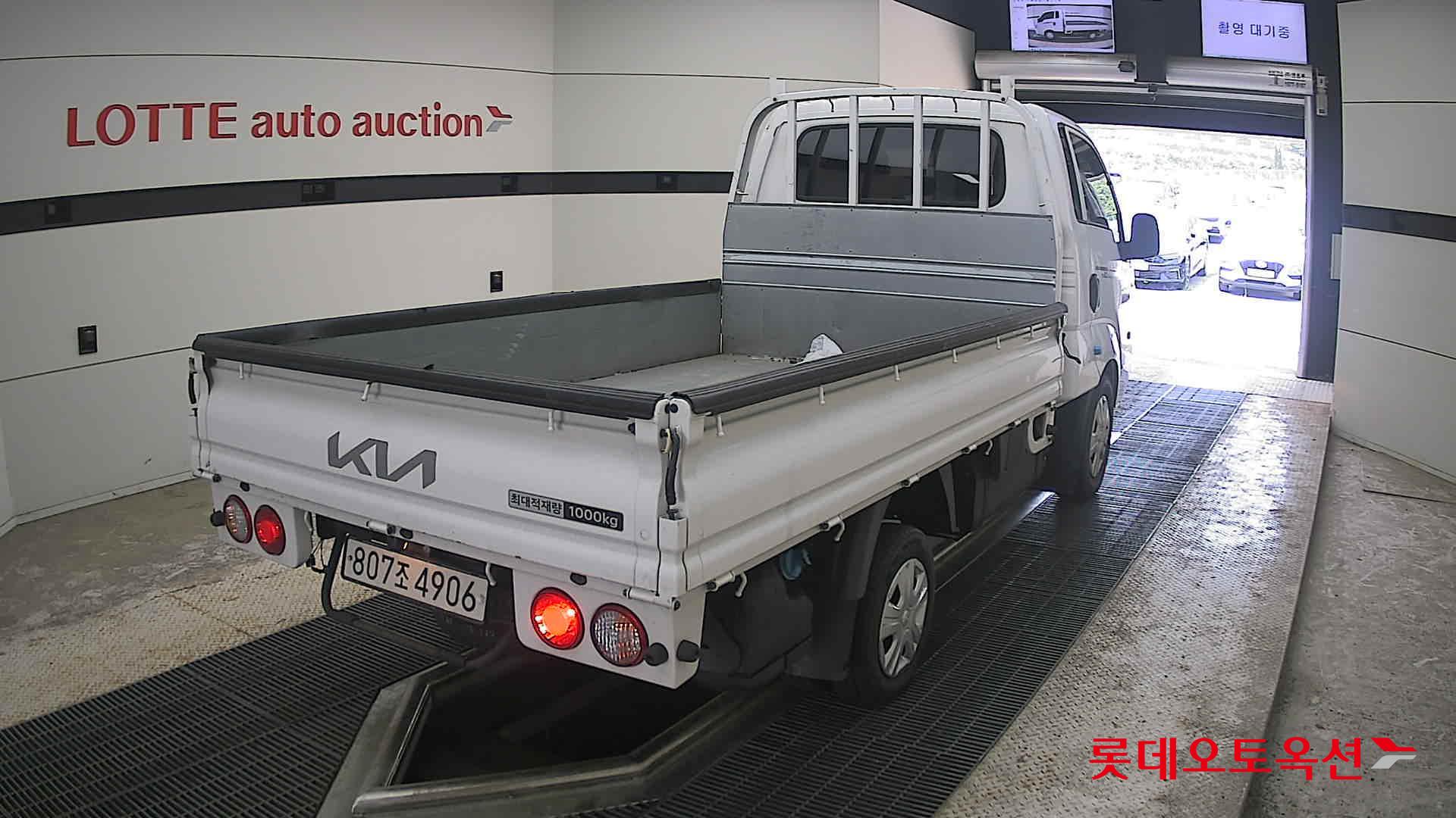 2022 - kia bongo