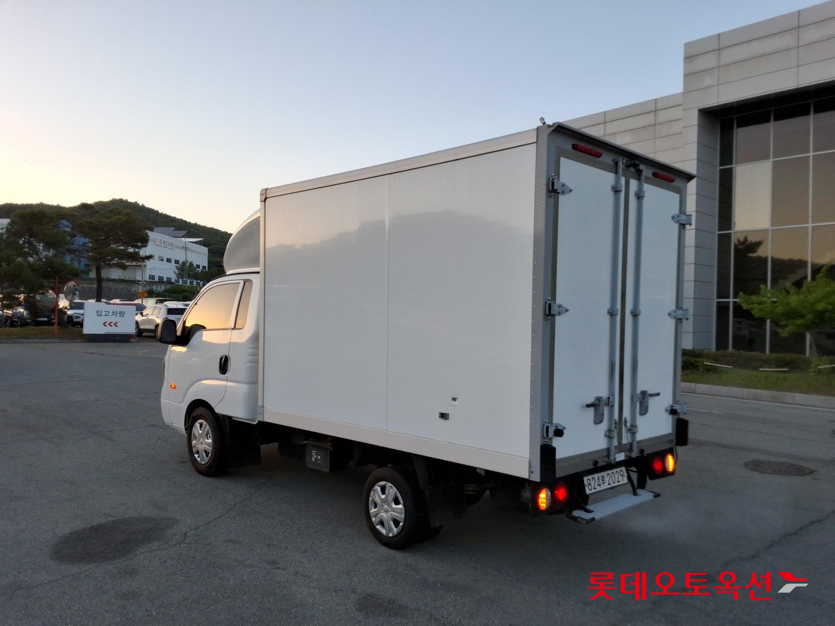 2022 - kia bongo