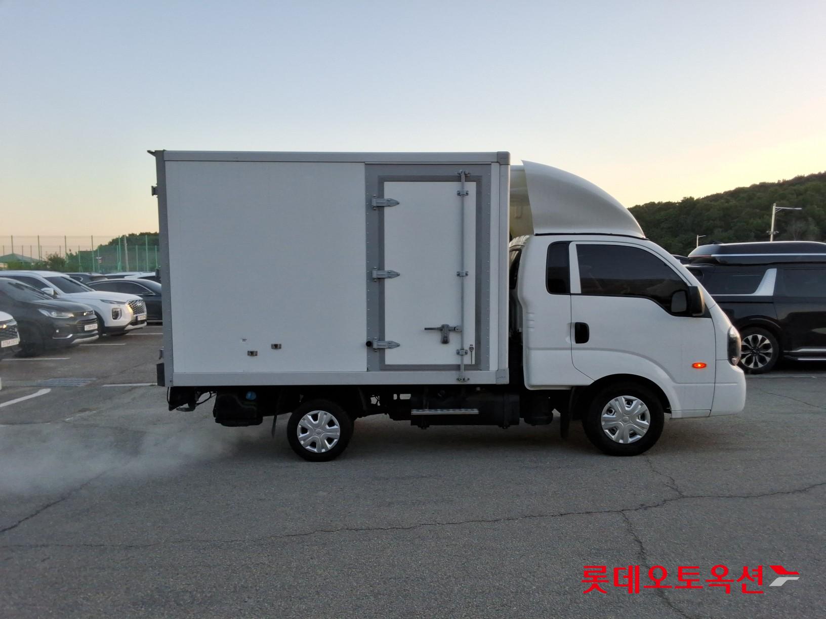 2022 - kia bongo