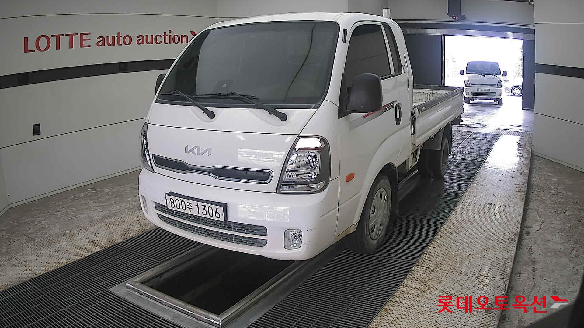 2023 - kia bongo