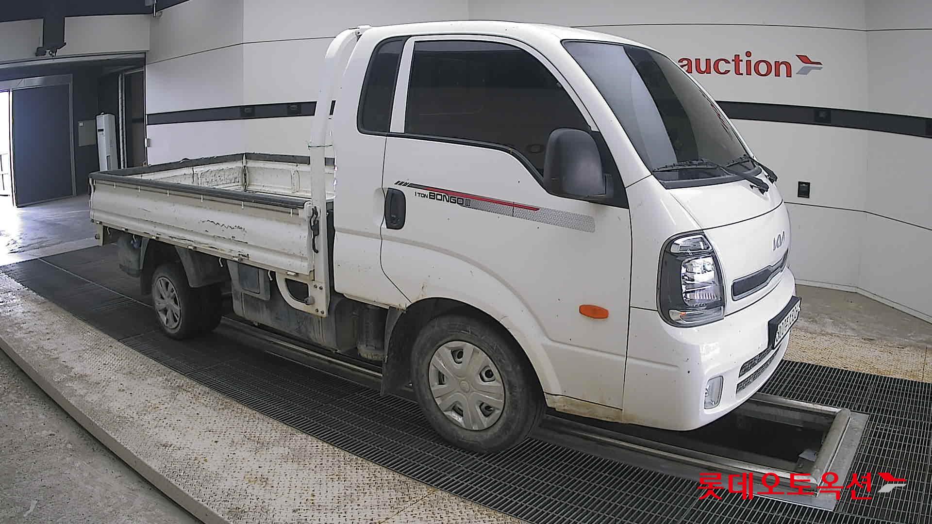 2023 - kia bongo