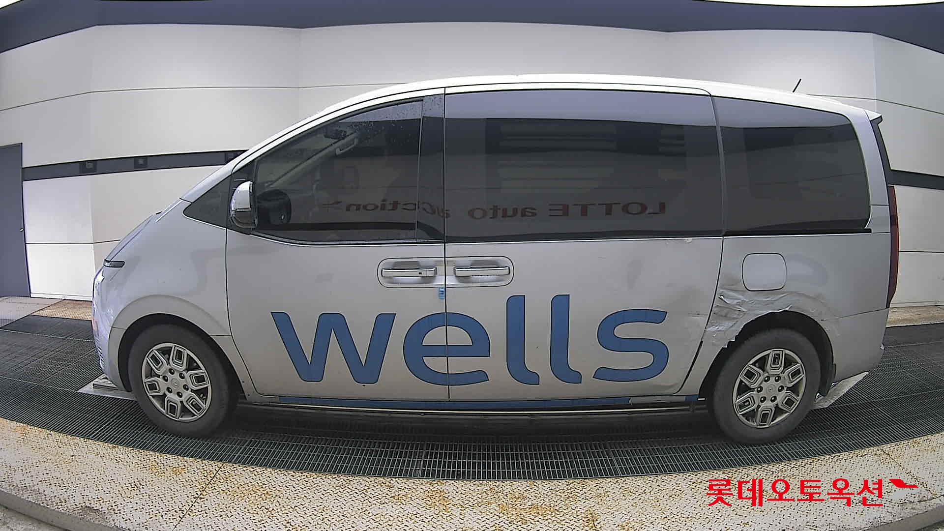 2022 - hyundai staria