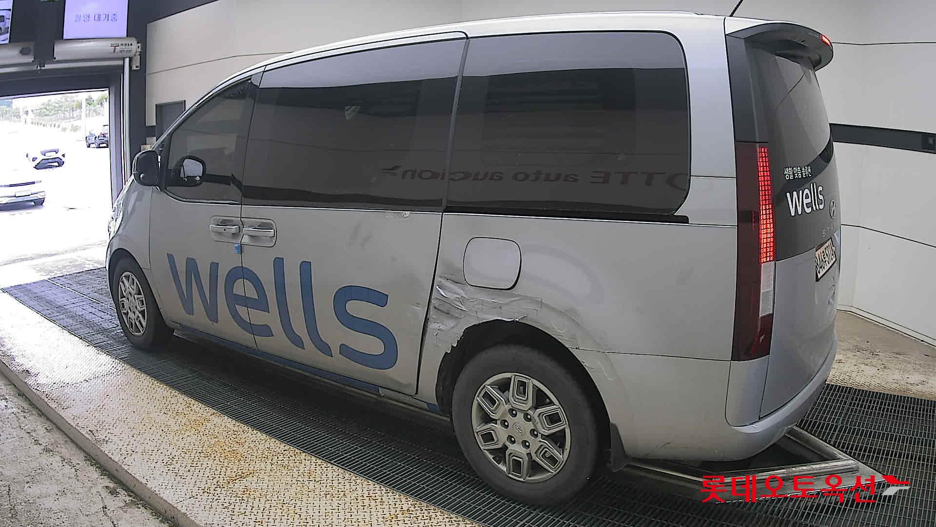 2022 - hyundai staria