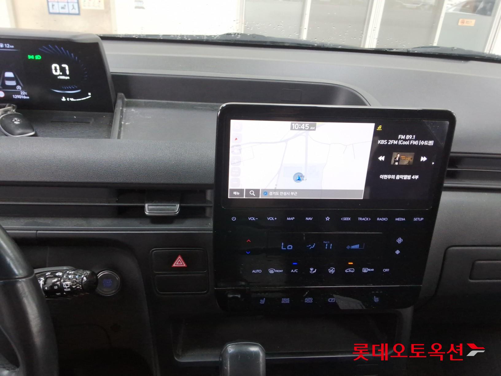 2022 - hyundai staria