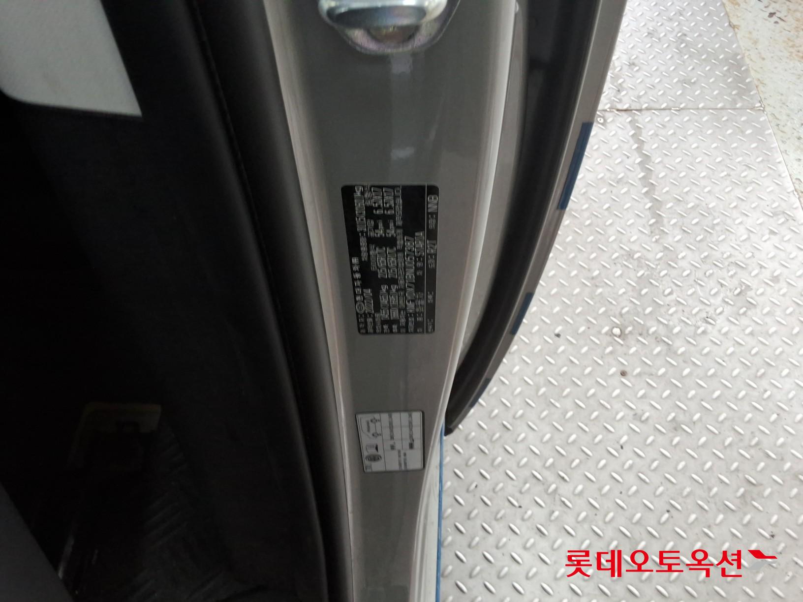 2022 - hyundai staria