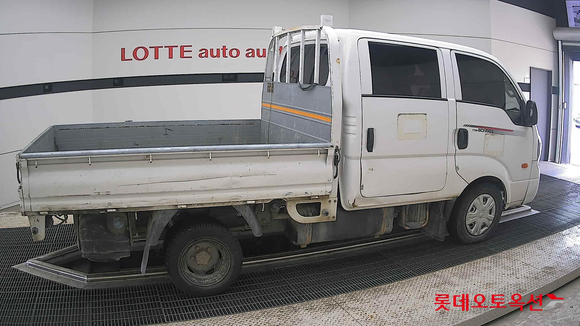 2022 - kia bongo