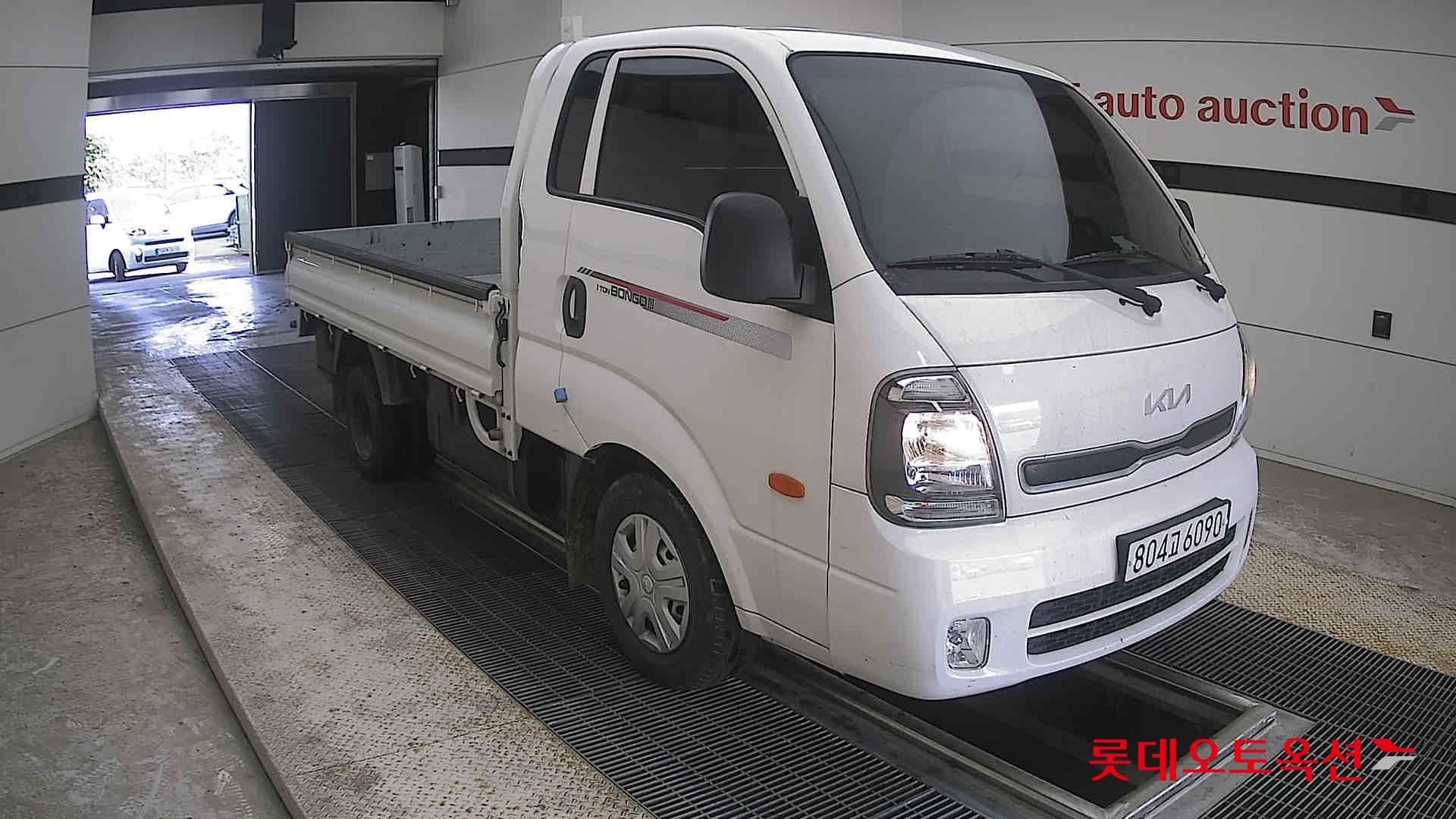 2023 - kia bongo