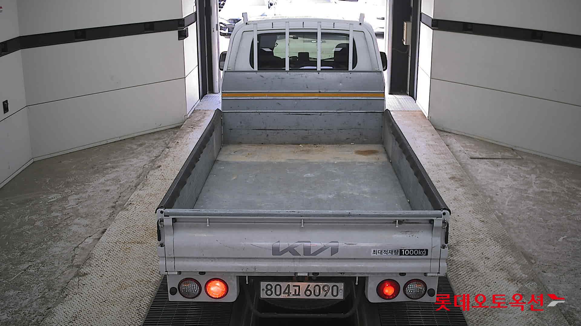 2023 - kia bongo