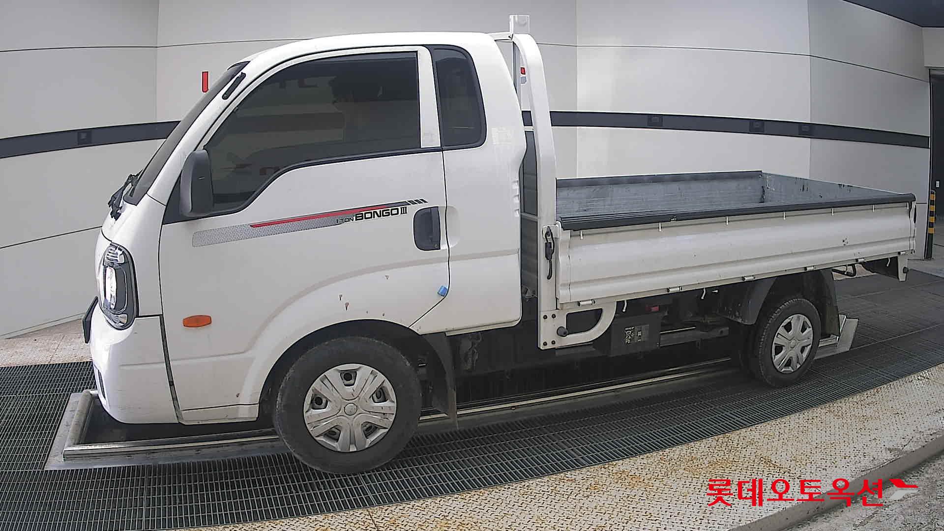 2023 - kia bongo