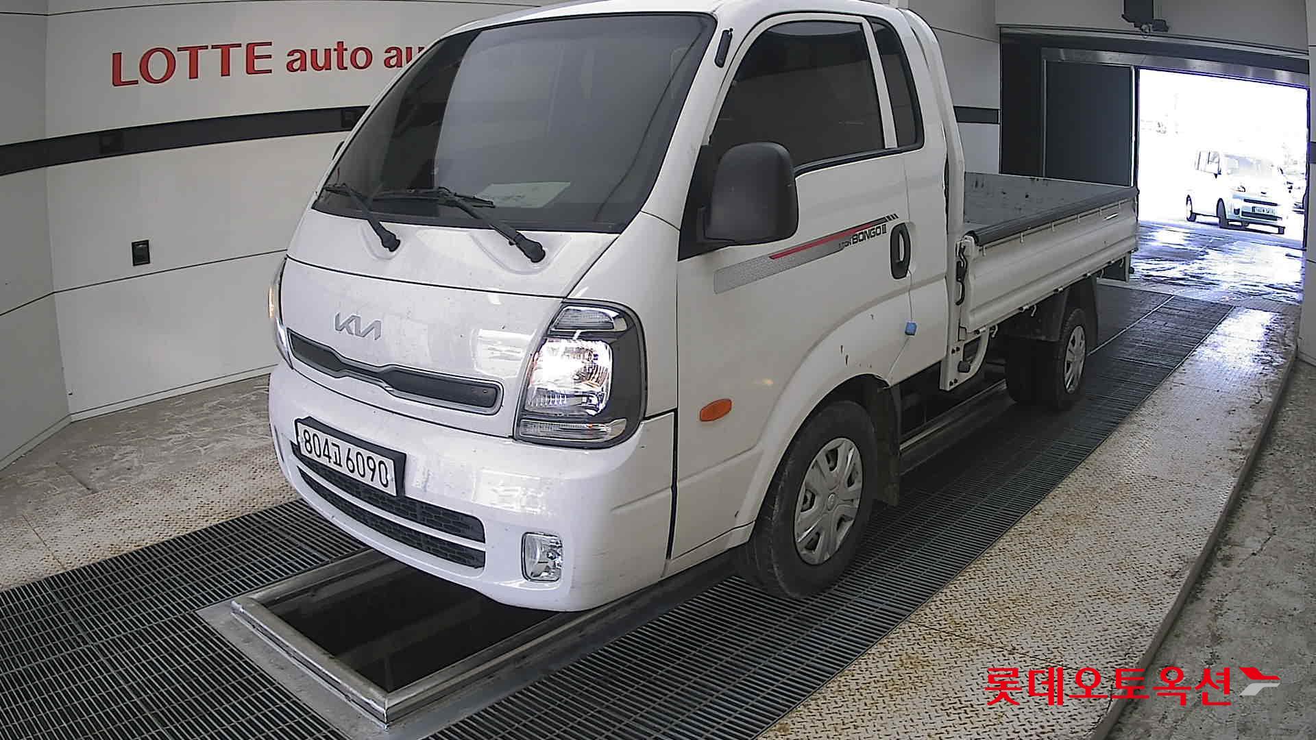 2023 - kia bongo