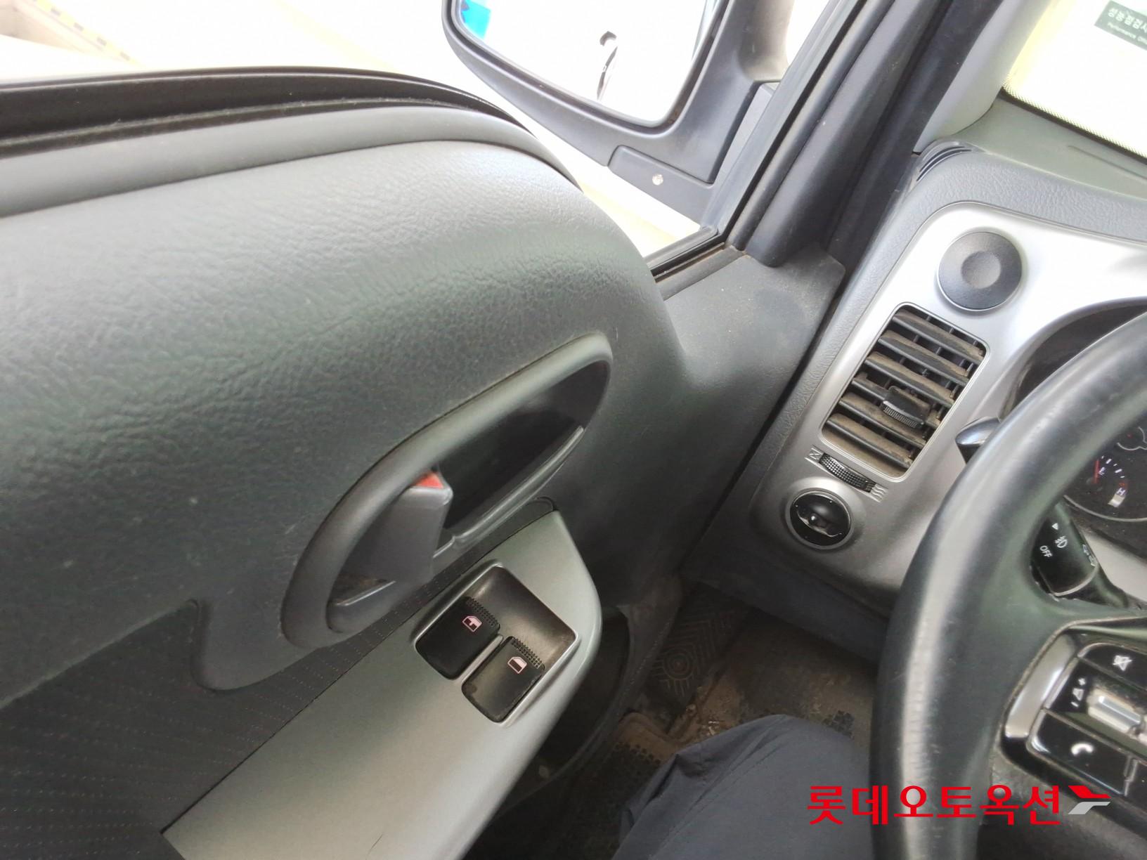 2023 - kia bongo