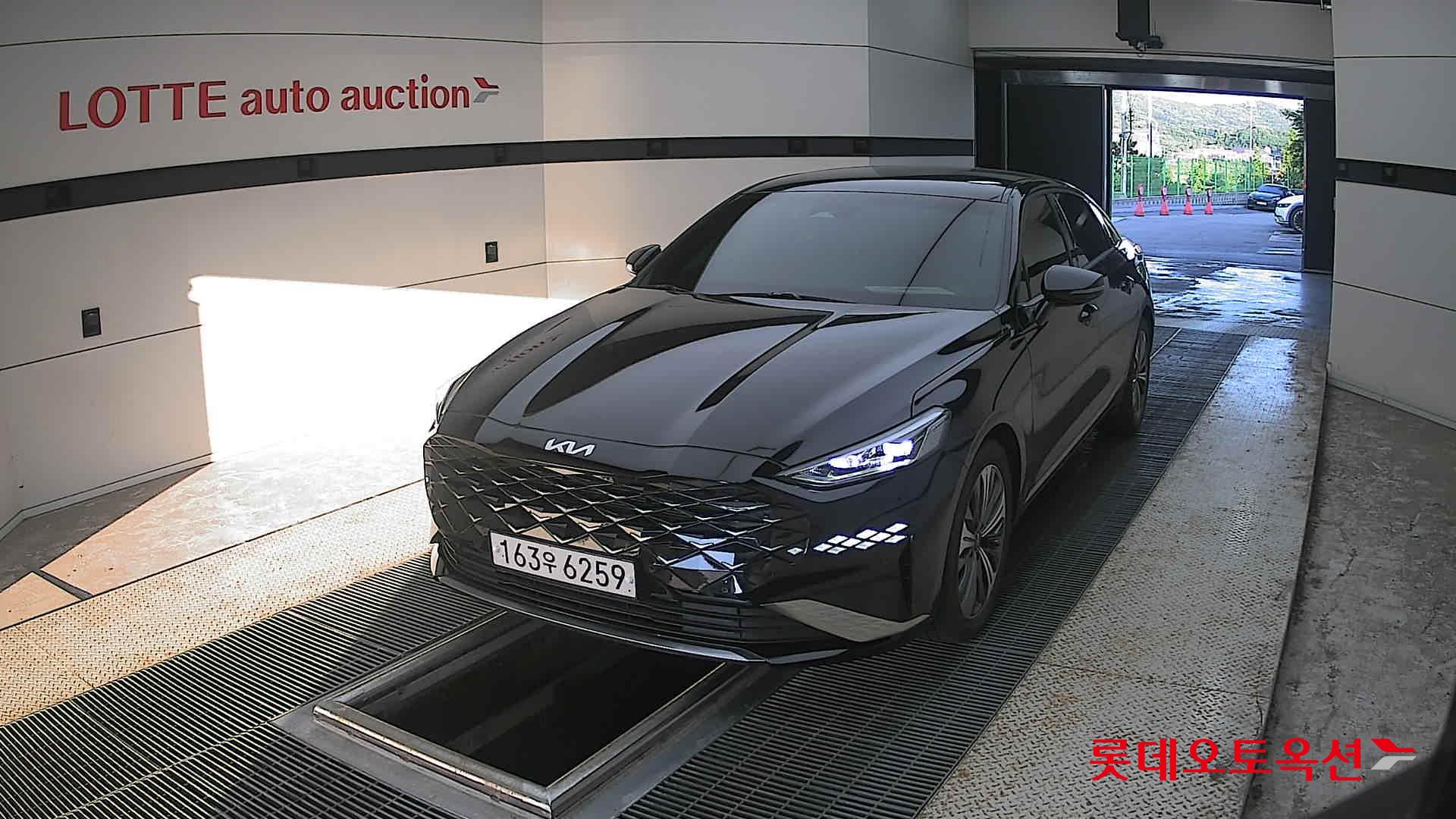 2023 - kia k8